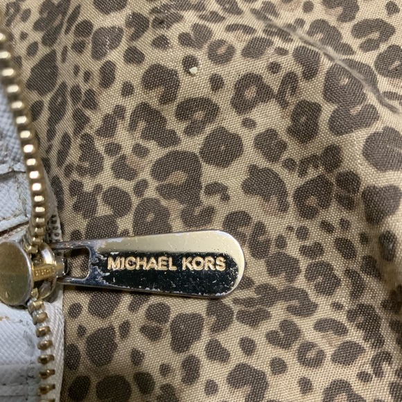 Authentic Michael Kors wallet - Picture 4 of 5